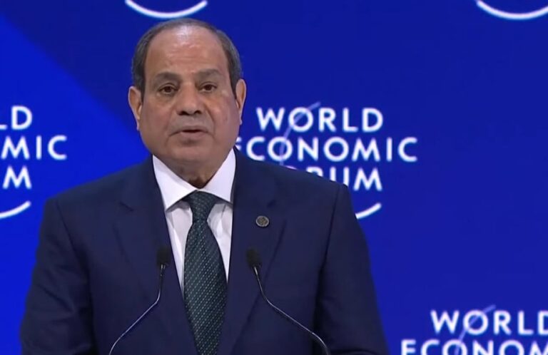 الرئيس السيسي: مصر تؤمن بعدم التدخل في الشؤون الداخلية للدول الأخرى